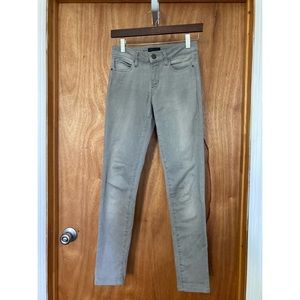 Uniqlo Jeans Light Gray 24x33